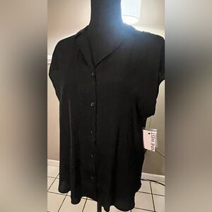 Nine West Black Button-Front Cap Sleeve Blouse